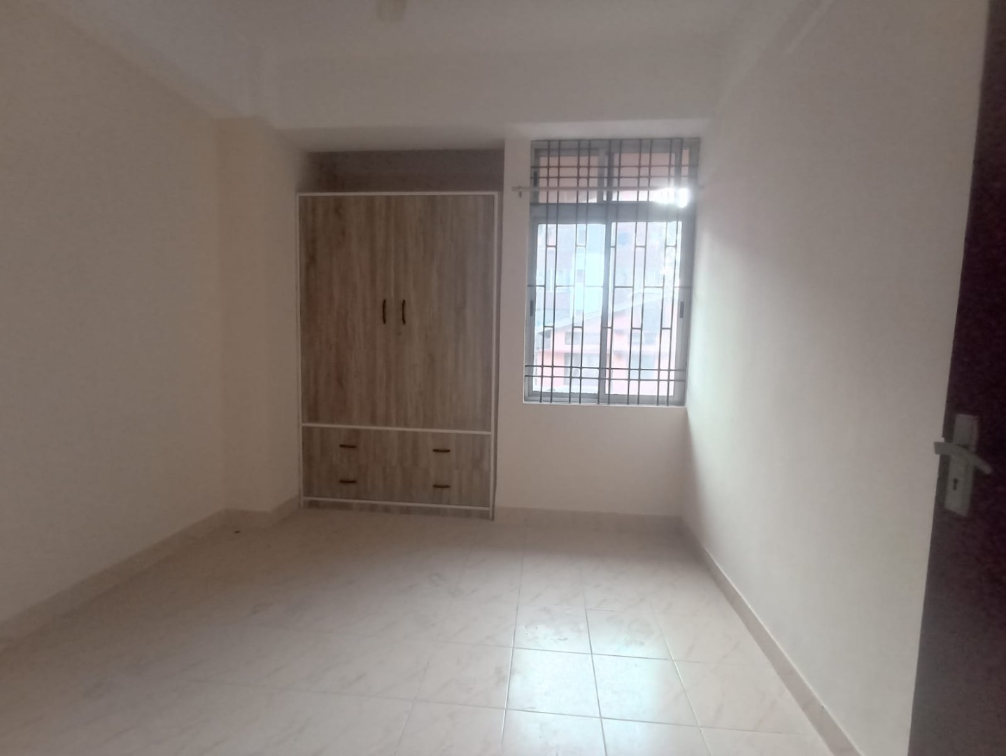 Semi Furnished 3bhk in Bamunimaidan, Guwahati, Assam, India for Rent